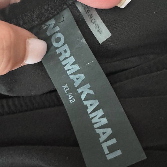 Iconic Diana Gown - Picture 8 of 8